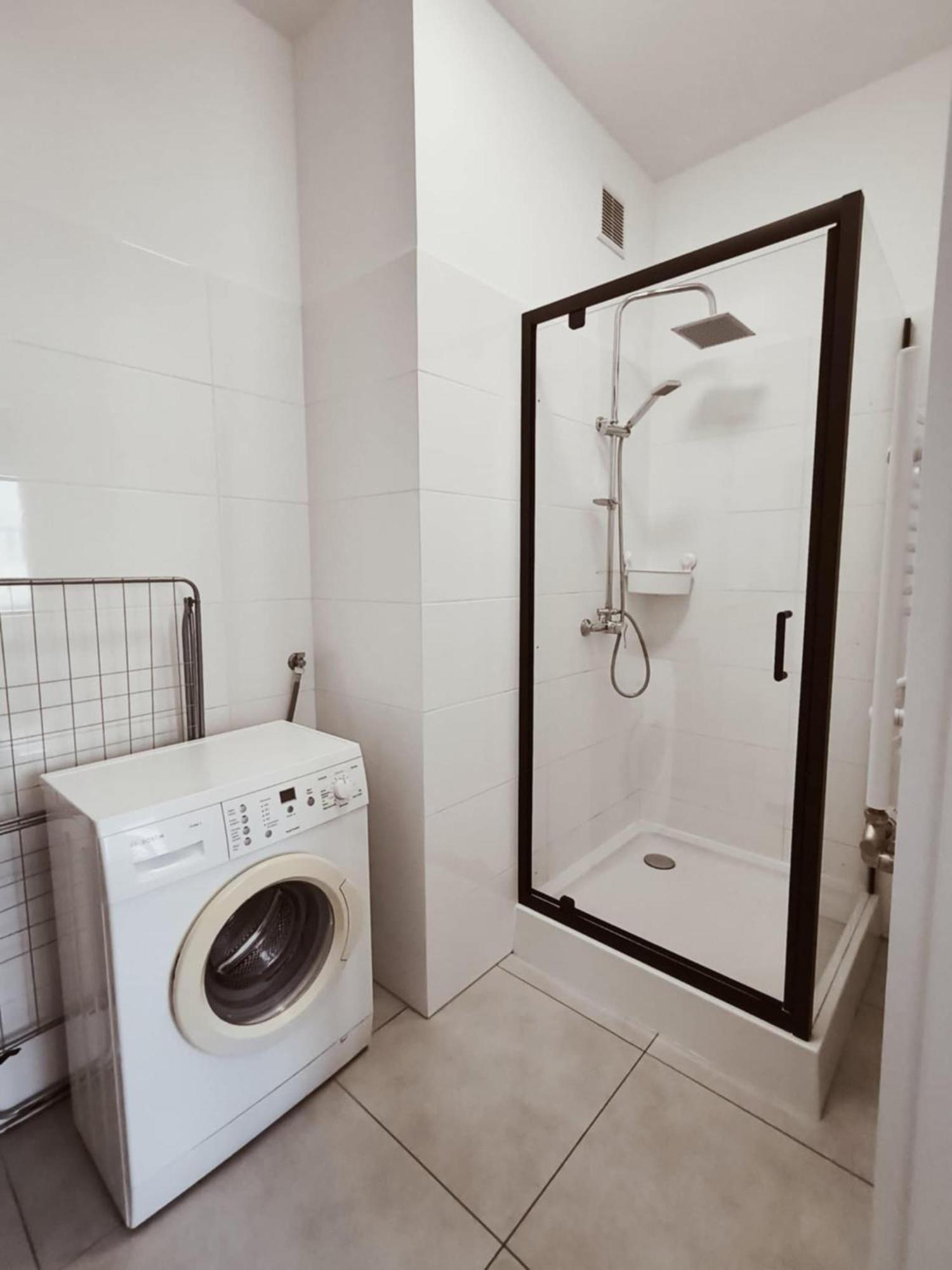 Parrot'S Apartment Краков Экстерьер фото